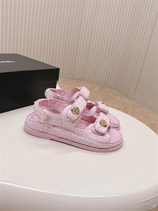 20251128184437900 280